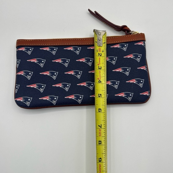 Dooney & Bourke Navy and Brown Wristlet - Picture 11 of 12